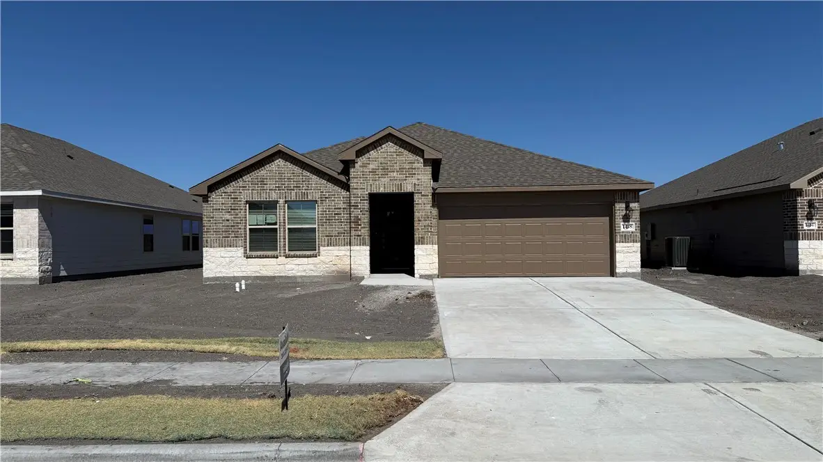 1418 Irigoyen Street, Corpus Christi, TX 78415 - Image #1