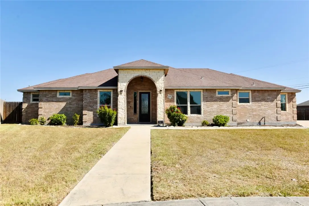 10202 Turning Leaf Drive, Corpus Christi, TX 78410 - Image #1
