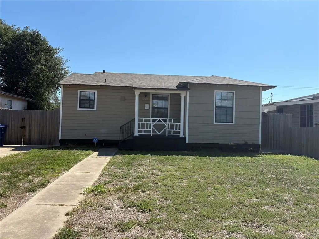 1520 Wynwood Street, Corpus Christi, TX 78415 - Image #1