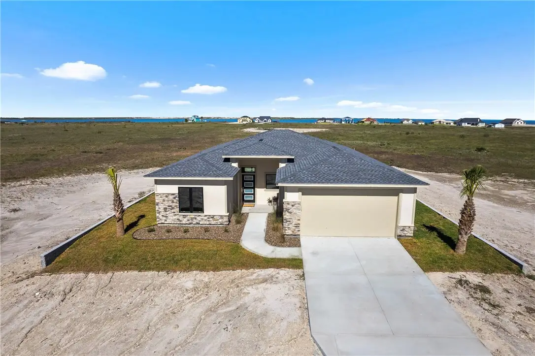 205 Trout Side Way, Rockport, TX 78382 - Image #1