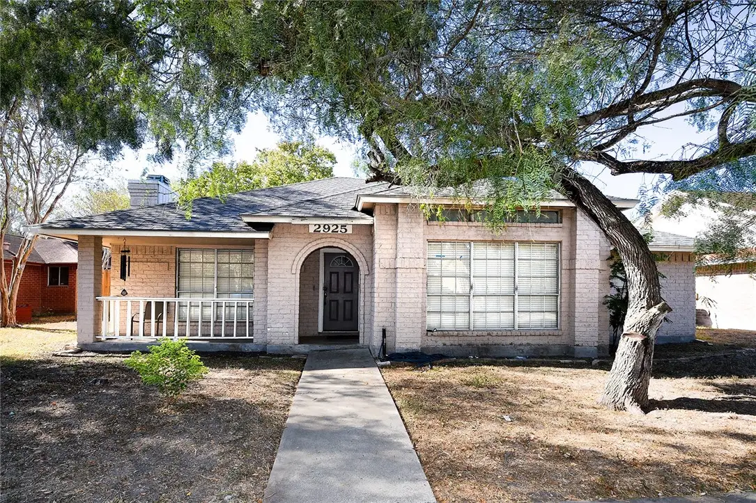 2925 Hilldale Drive, Corpus Christi, TX 78415 - Image #1
