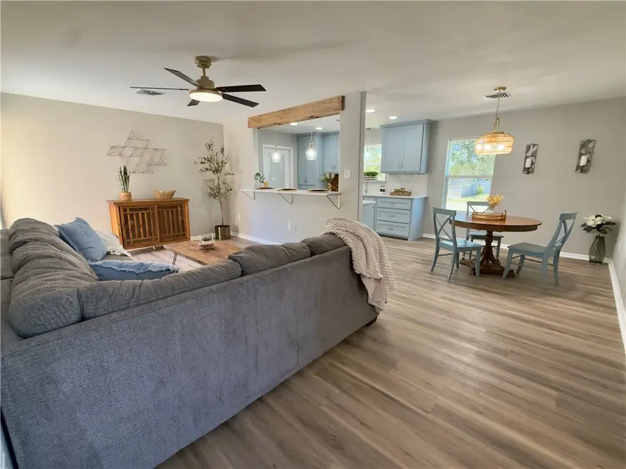 8301 Baylark Drive, Corpus Christi, TX 78412 - Image #2