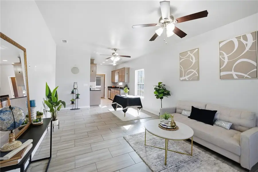 10009 Shane Dr, Corpus Christi, TX 78410 - Image #3