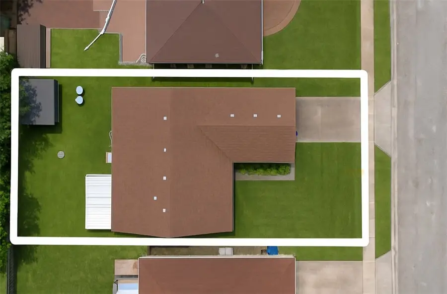 2342 Vialoux Drive, Corpus Christi, TX 78418 - Image #2