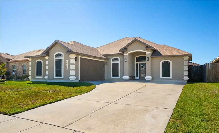 6709 Battery Park Court, Corpus Christi, TX 78414 - Image #2