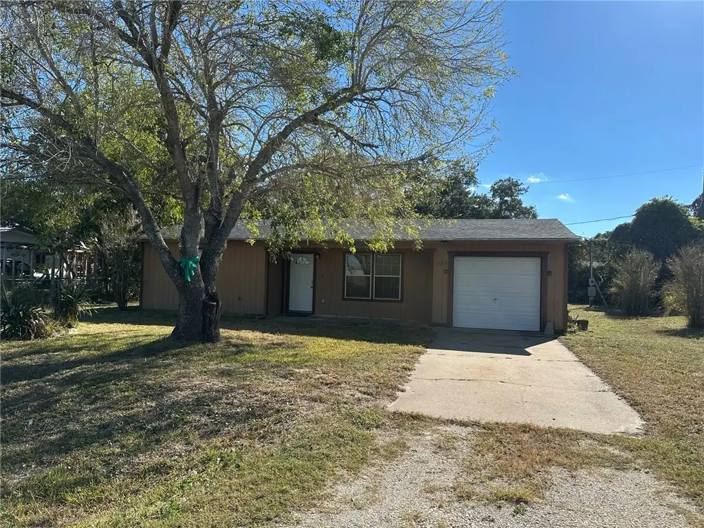 1205 W Terrace Boulevard, Rockport, TX 78382 - Image #1