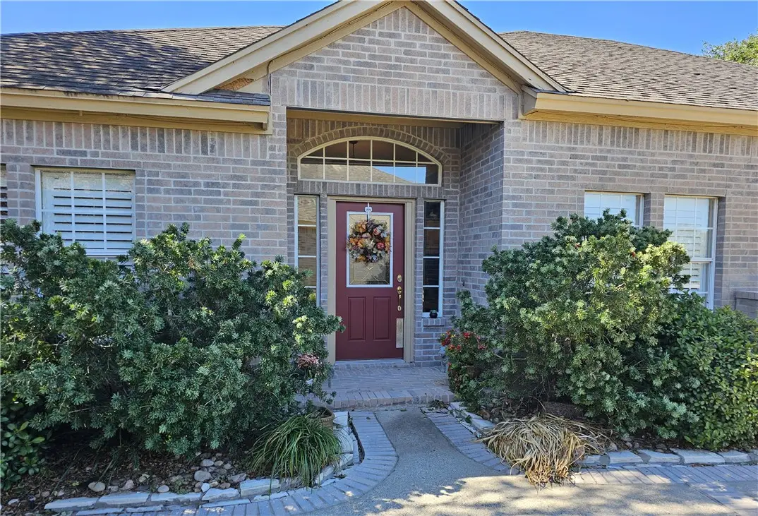 6230 Garden Court Court, Corpus Christi, TX 78414 - Image #1