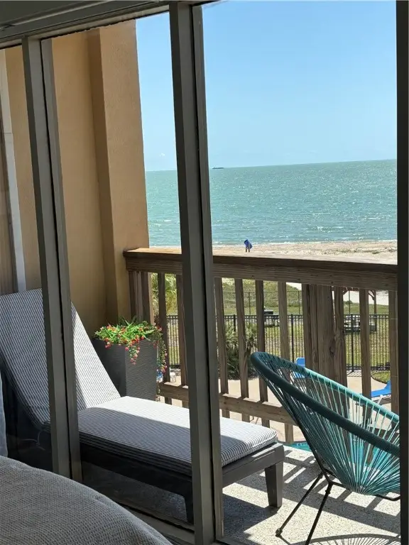4000 Surfside Boulevard #310, Corpus Christi, TX 78402 - Image #3