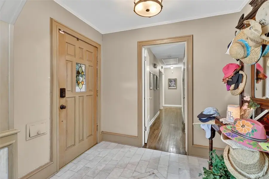 402 Pasadena Place, Corpus Christi, TX 78411 - Image #3