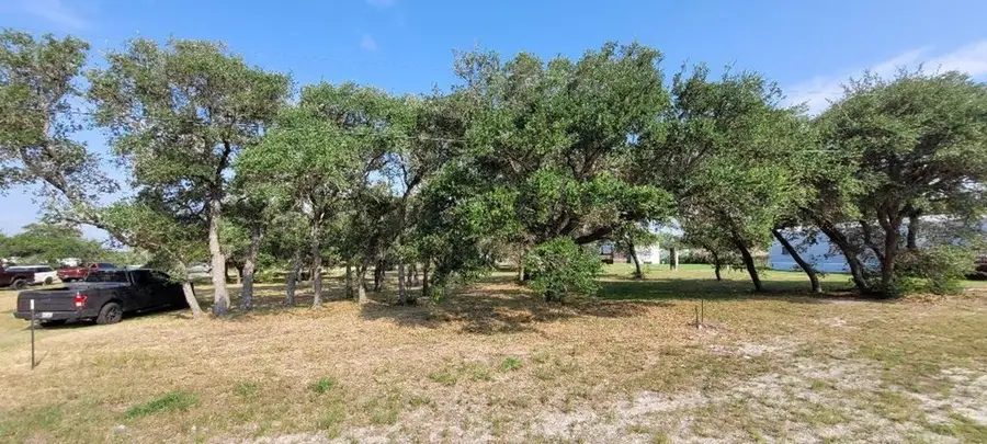 815 S Terry Street, Rockport, TX 78382 - Image #2