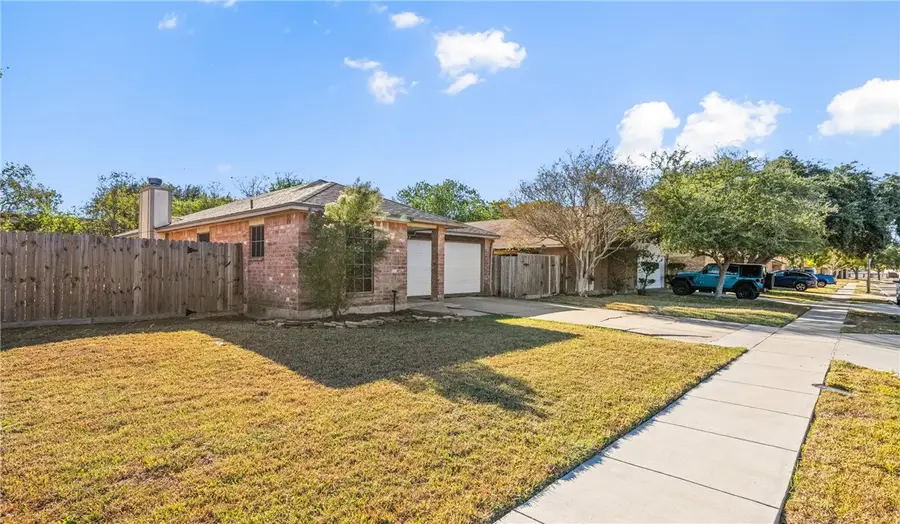 5333 Woodgate Drive, Corpus Christi, TX 78414 - Image #2