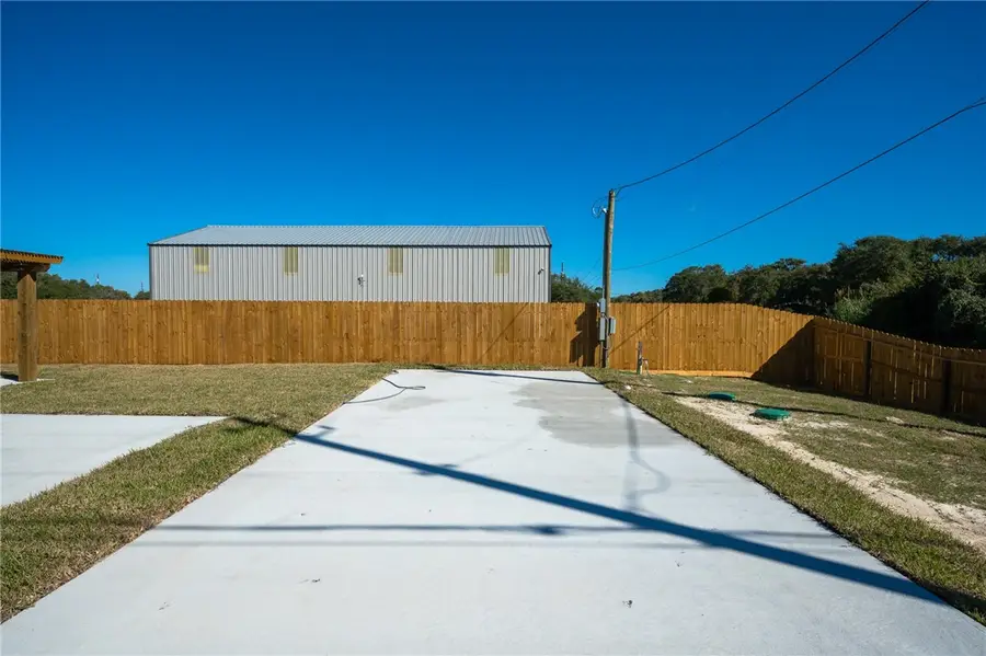 831 S Terry Street, Rockport, TX 78382 - Image #3