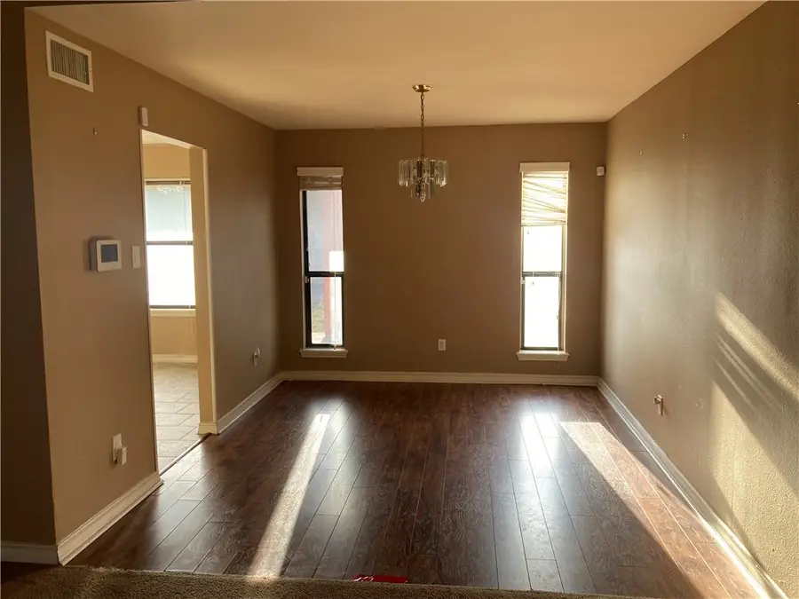 7206 Eastphal Court, Corpus Christi, TX 78413 - Image #3