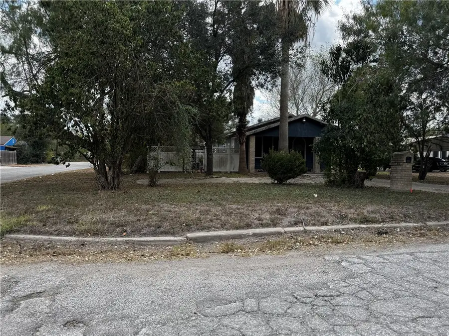 200 W 5th Street, Alice, TX 78332 - Image #2