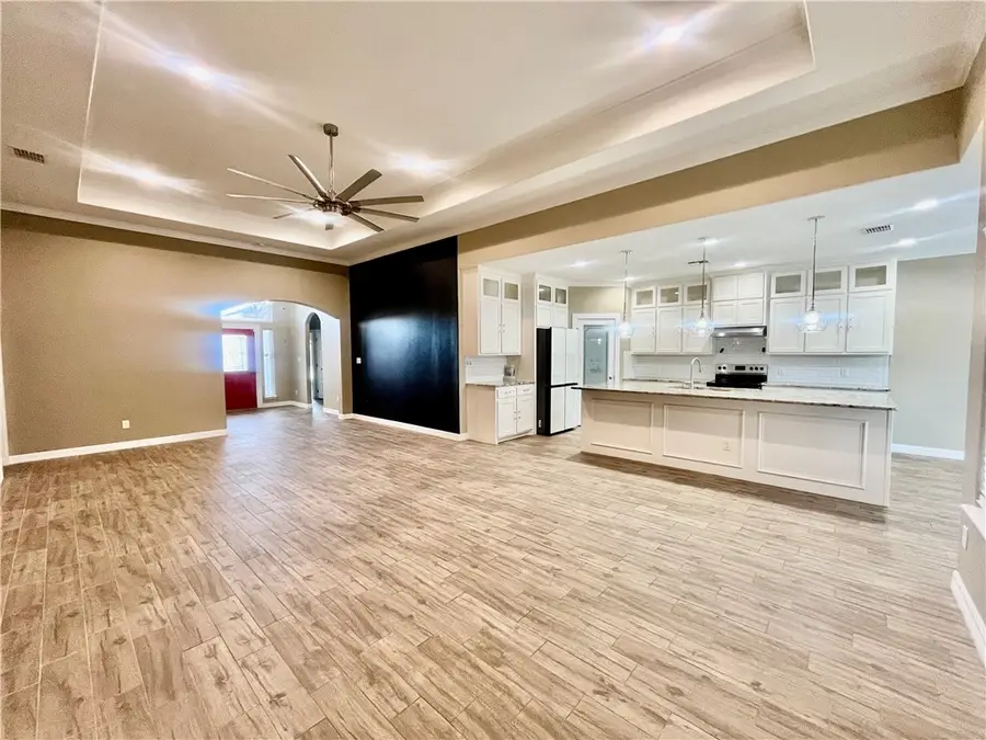 6037 Adrian Drive, Corpus Christi, TX 78414 - Image #3