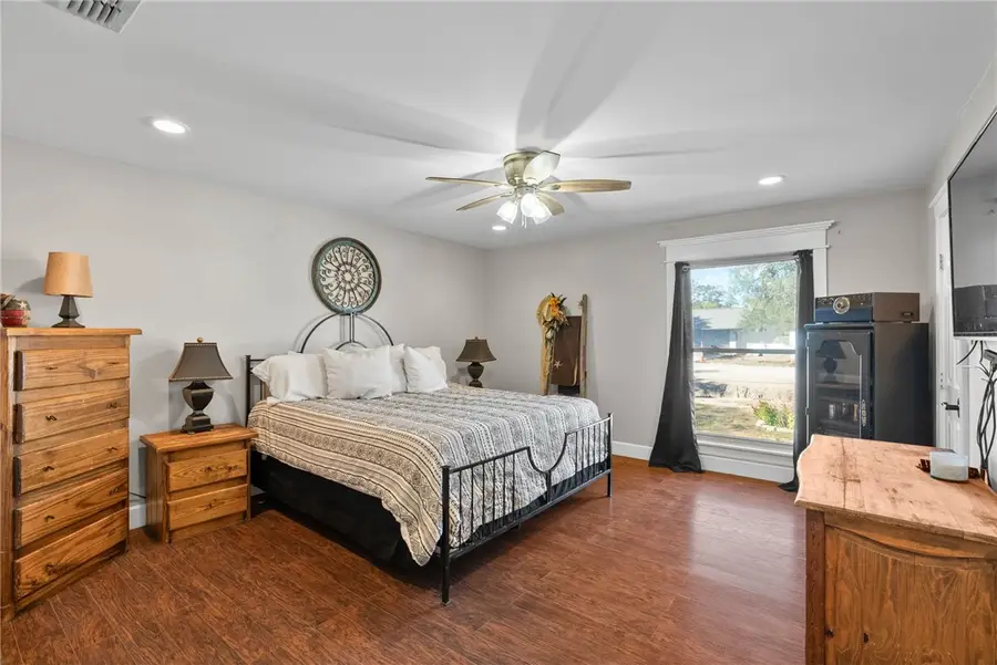 4810 Calallen Drive, Corpus Christi, TX 78410 - Image #3