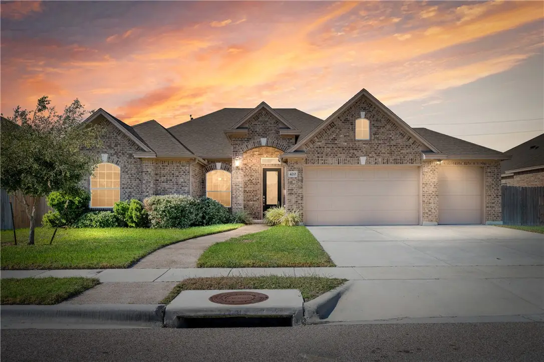 420 Gulfton Drive, Portland, TX 78374 - Image #1