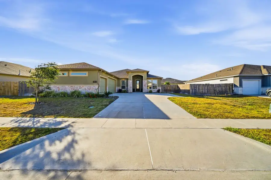 3161 Anchorage Drive, Corpus Christi, TX 78414 - Image #2