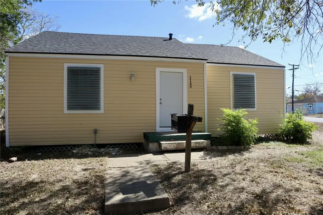 1166 York Avenue, Corpus Christi, TX 78404 - Image #1