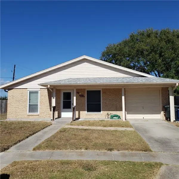 822 Saint Phillip Court, Corpus Christi, TX 78418