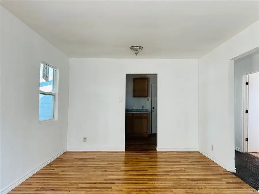 932 S 16th Street, Kingsville, TX 78363 - Image #3