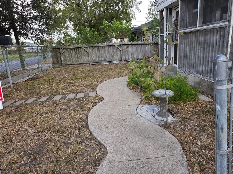 4510 Elvira Drive, Corpus Christi, TX 78416 - Image #2