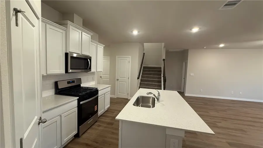 158 Kokomo Drive, Rockport, TX 78382 - Image #3