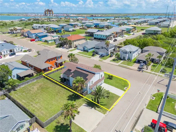 502 Corpus Christi Channel, Port Aransas, TX 78373