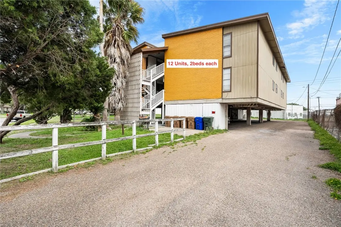 10518 Heizer Drive, Corpus Christi, TX 78410 - Image #1