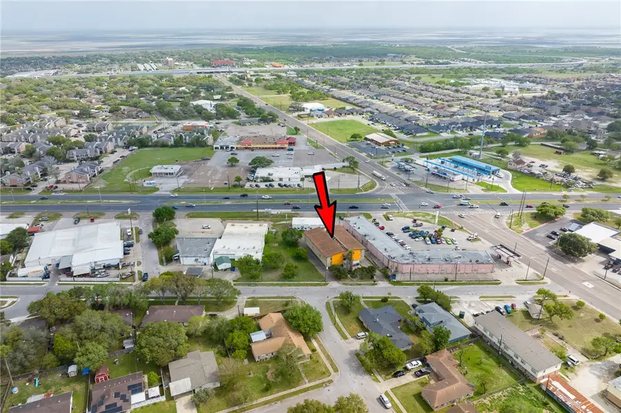 10518 Heizer Drive, Corpus Christi, TX 78410 - Image #3