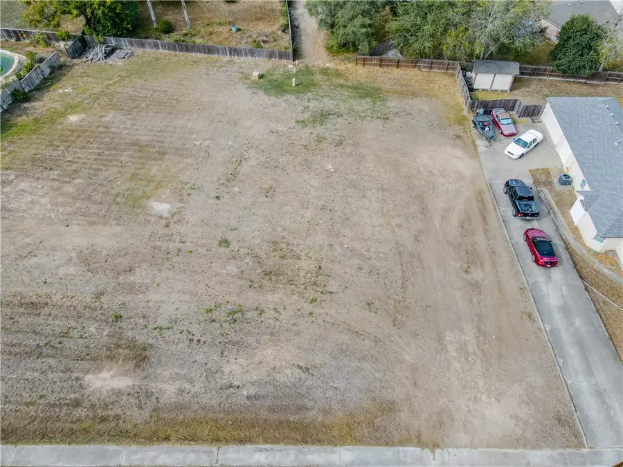 3821 Castle Valley Drive, Corpus Christi, TX 78410 - Image #3