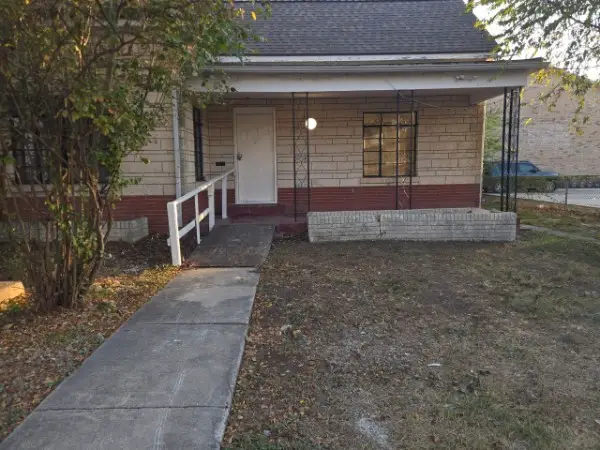1634 W Woodlawn Avenue, San Antonio, TX 78201 - Image #3