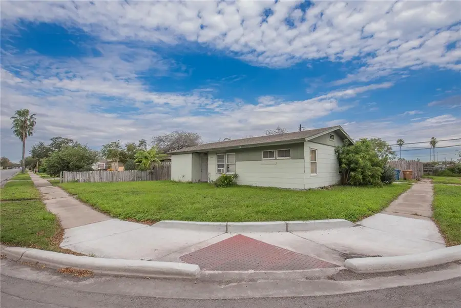 4930 Janssen Drive, Corpus Christi, TX 78411 - Image #2