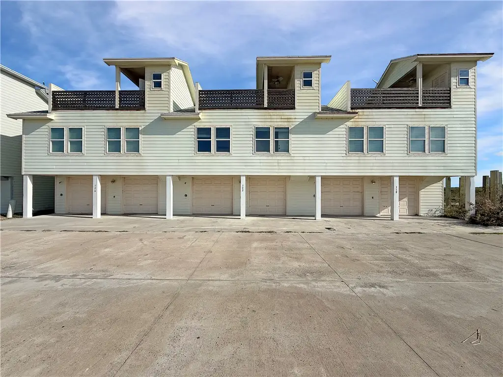 118 W Palm Beach Road, Port Aransas, TX 78373 - Image #1