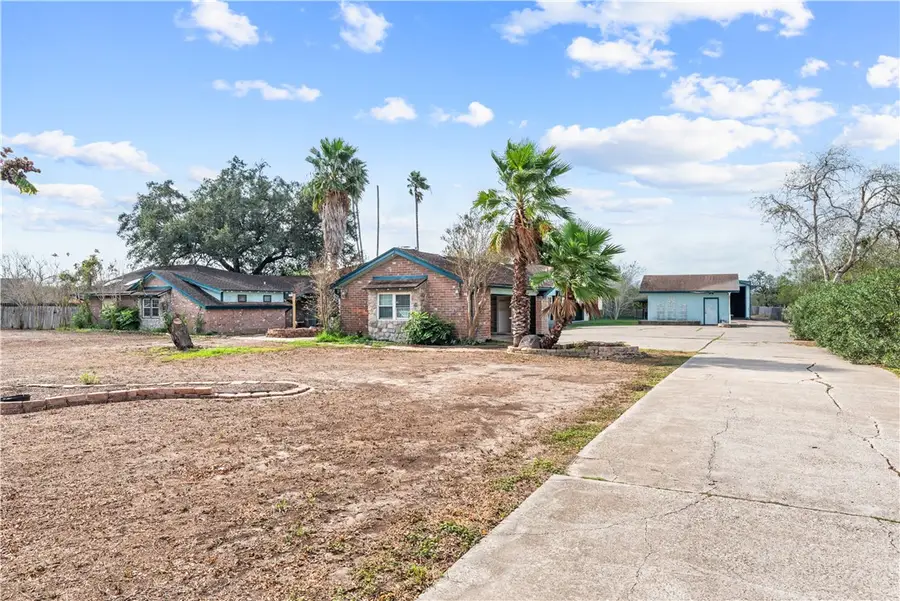 5377 County Road 73, Robstown, TX 78380 - Image #3