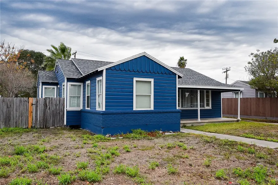 634 Mccall Street, Corpus Christi, TX 78404 - Image #2