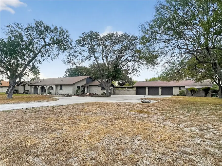 3201 S Brahma Boulevard, Kingsville, TX 78363 - Image #2