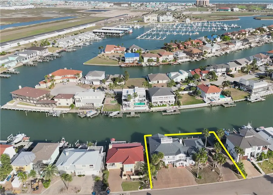 540 Bayside Drive, Port Aransas, TX 78373 - Image #2