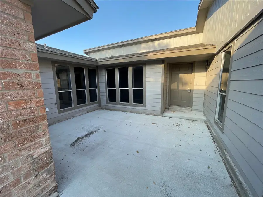 2020 Oak Ridge Drive, Portland, TX 78374 - Image #3