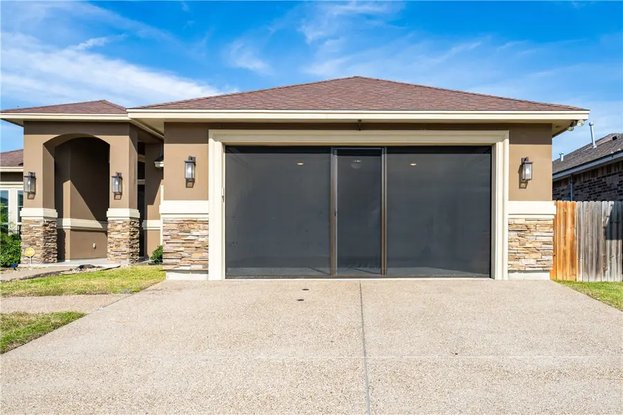 7922 Superman Drive, Corpus Christi, TX 78414 - Image #3