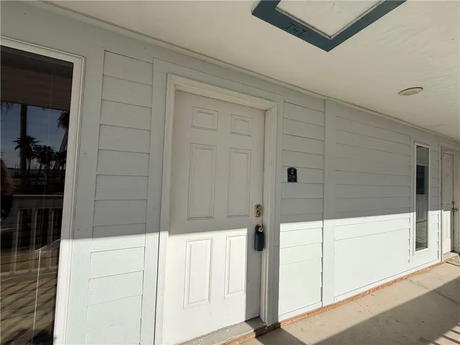 3938 Surfside Boulevard #2141, Corpus Christi, TX 78402 - Image #2