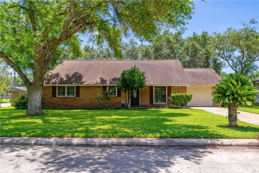 1224 Roosevelt Drive, Alice, TX 78332 - #2