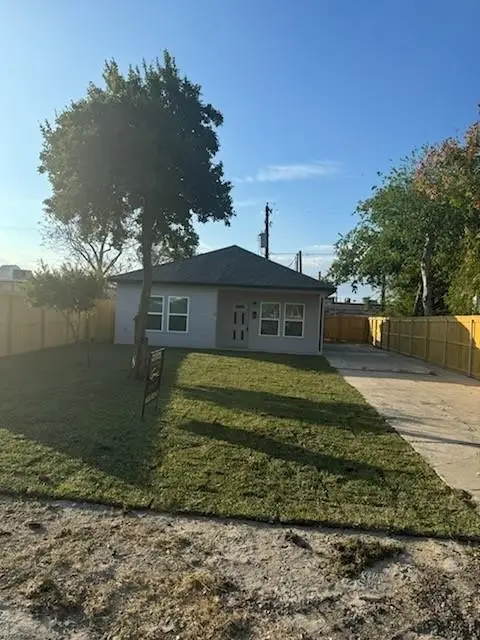 2107 Shirley Drive, Corpus Christi, TX 78416