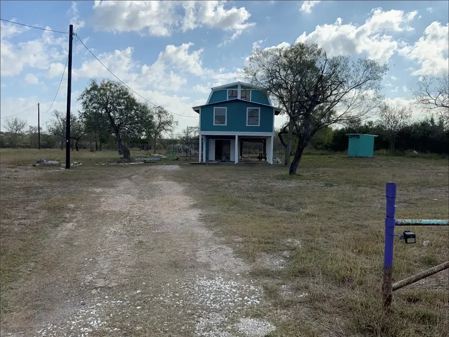 121 Whitetail Lane, Woodsboro, TX 78393 - Image #3