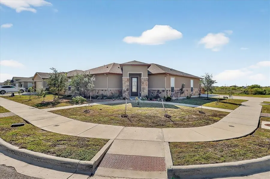 7609 Terrapin Drive, Corpus Christi, TX 78414 - Image #3