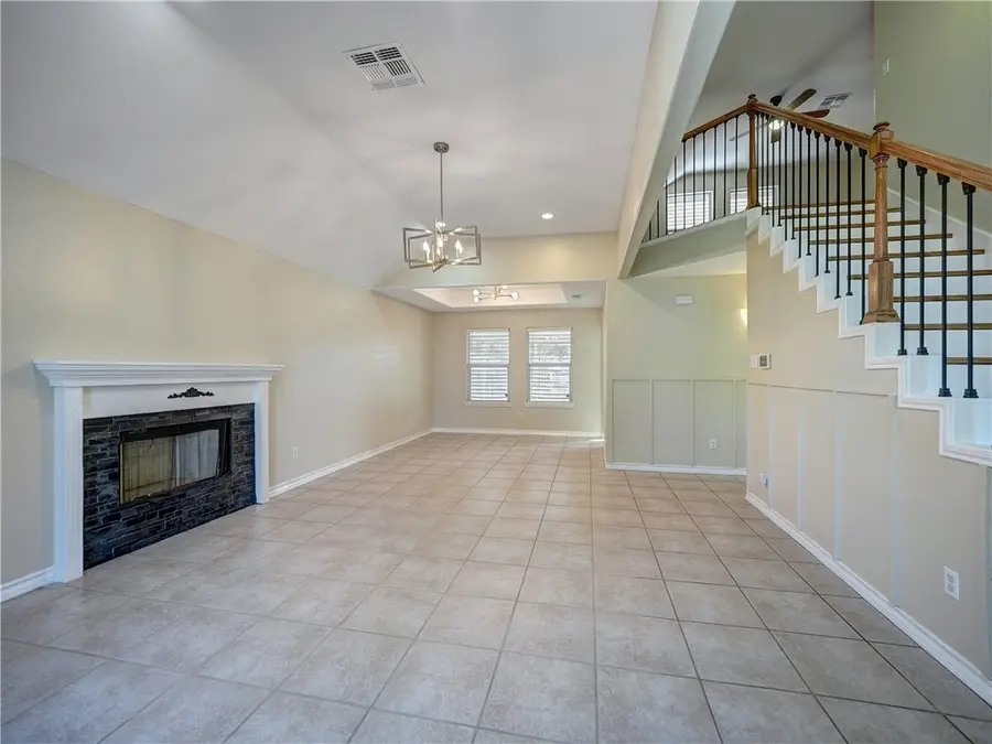 2422 Songbird Lane, Corpus Christi, TX 78414 - Image #2