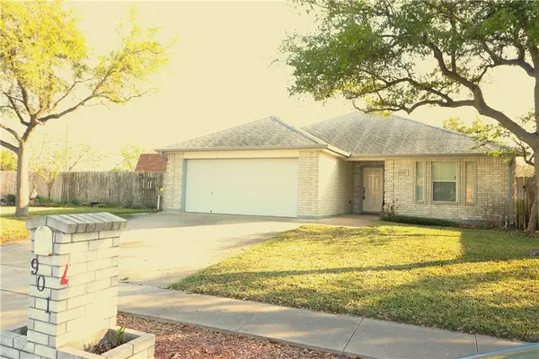 901 Strom, Corpus Christi, TX 78418