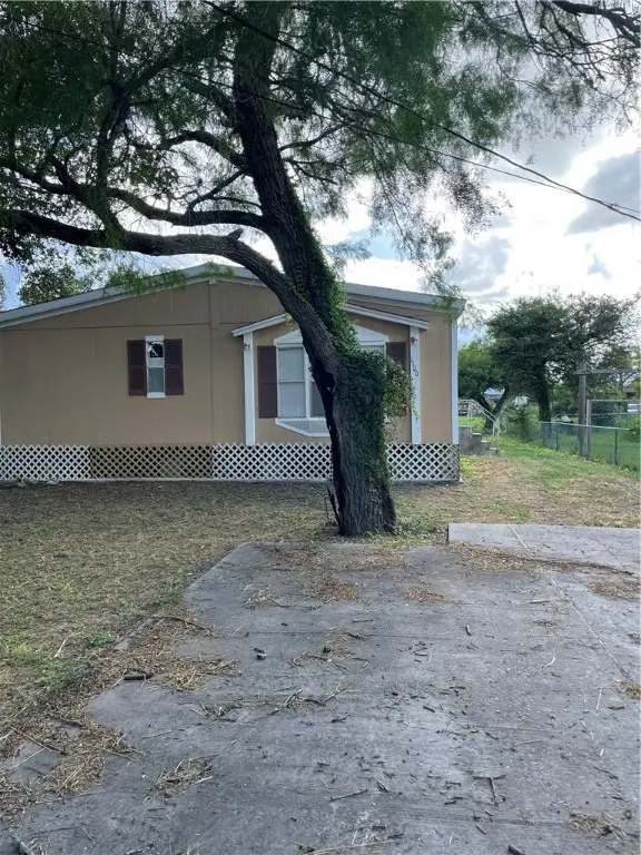 1100 Naranjo Street, Sinton, TX 78387 - Image #3