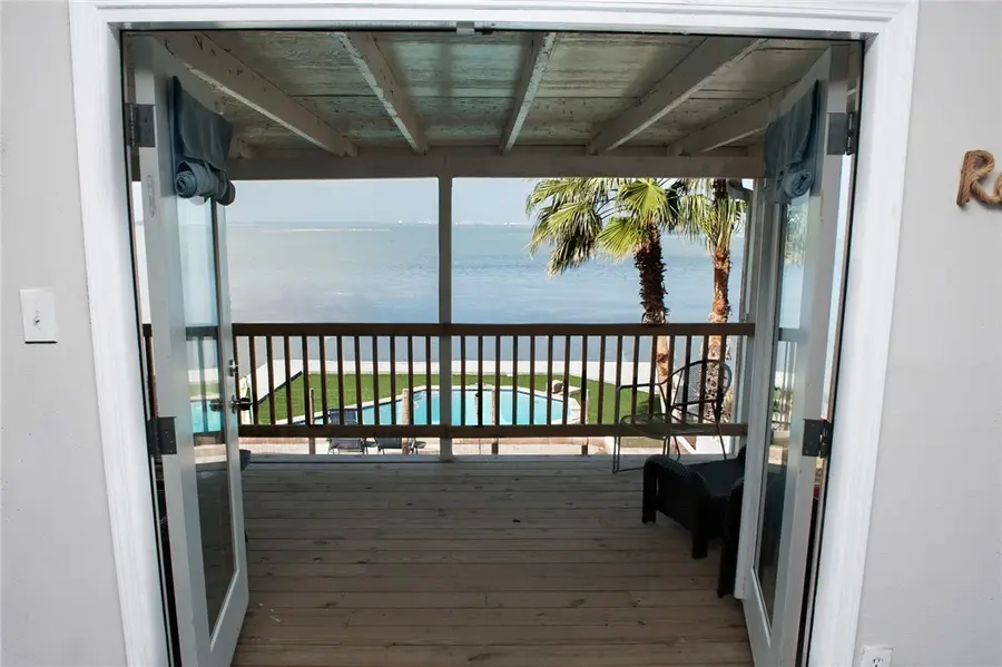 954 Oriole Street, Corpus Christi, TX 78418 - #2