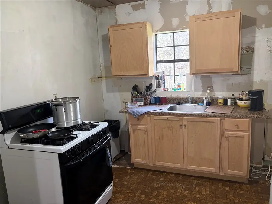 2530 Dunbar Street, Corpus Christi, TX 78405 - Image #3